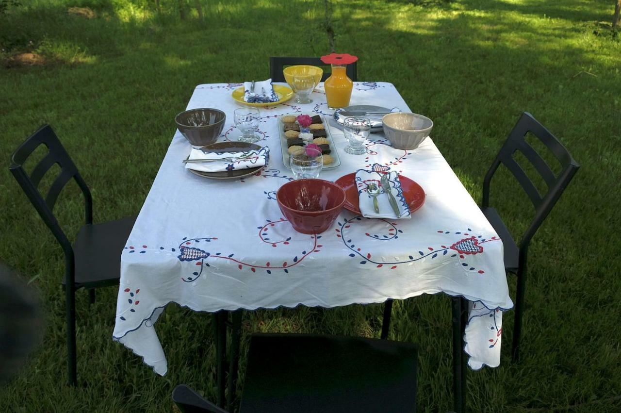 Les Trois Etangs Bed & Breakfast Saint-Viaud Eksteriør bilde